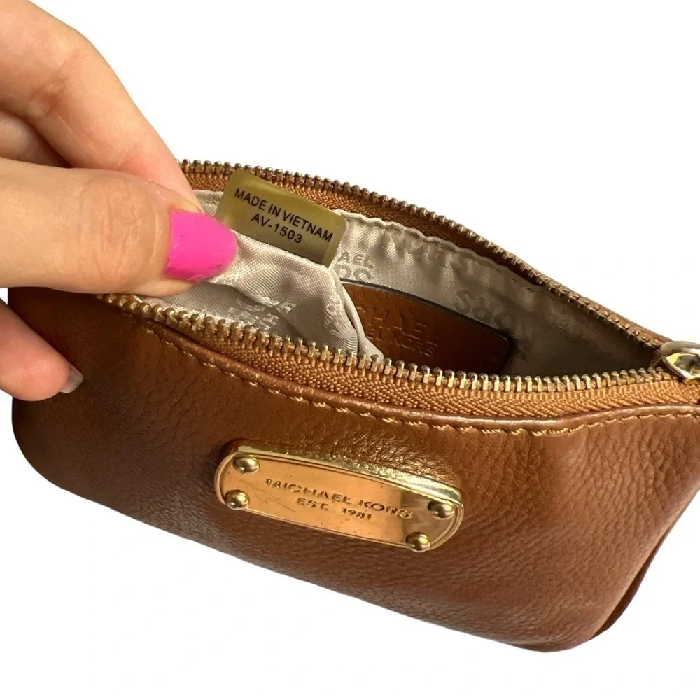 MICHAEL MICHAEL KORS Brown Pebbled Leather Wristlet